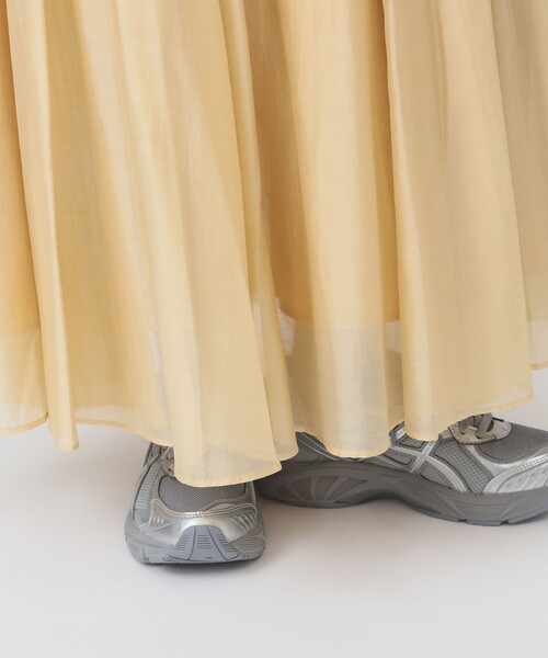 Ray BEAMS（レイビームス）の「シアー エアリー フレア スカート（スカート・レディース・サックスブルー/ブラック/クリーム・1/0）」の21枚目の写真