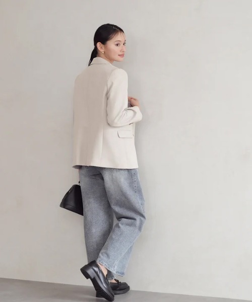 TRUDEA（トルディア）の「オケージョン/セレモニー対応【2026SS新作】 ダブルブレストテーラードジャケット/洗えるウォッシャブル機能（テーラードジャケット・レディース・グレイッシュベージュ/ライトグレー/ネイビー・SMALL/MEDIUM/LARGE）」の11枚目の写真