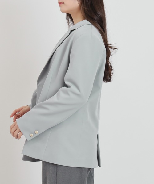 TRUDEA（トルディア）の「オケージョン/セレモニー対応【2026SS新作】 ダブルブレストテーラードジャケット/洗えるウォッシャブル機能（テーラードジャケット・レディース・グレイッシュベージュ/ライトグレー/ネイビー・SMALL/MEDIUM/LARGE）」の12枚目の写真