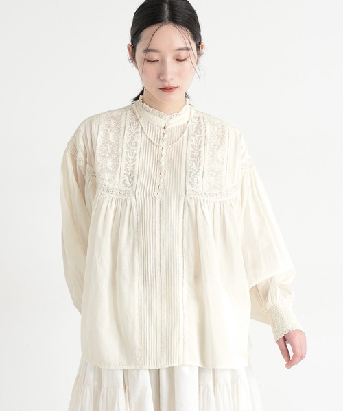 studio CLIP（スタディオクリップ）の「《natural by clip》エンブロイダリーブラウス（シャツ/ブラウス・レディース・ホワイト/アイボリー/ブラック・FREE）」の21枚目の写真