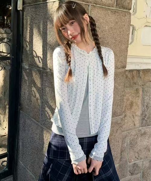 AsheKsha(アシクシャ)の「タイトル:フェイクツーピース ドットストライプトップス(その他トップス・レディース・ホワイト/ネイビー・M)」の5枚目の写真