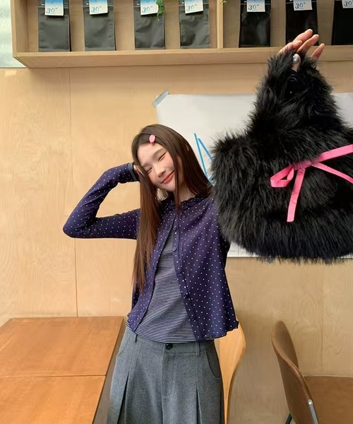 AsheKsha(アシクシャ)の「タイトル:フェイクツーピース ドットストライプトップス(その他トップス・レディース・ホワイト/ネイビー・M)」の14枚目の写真