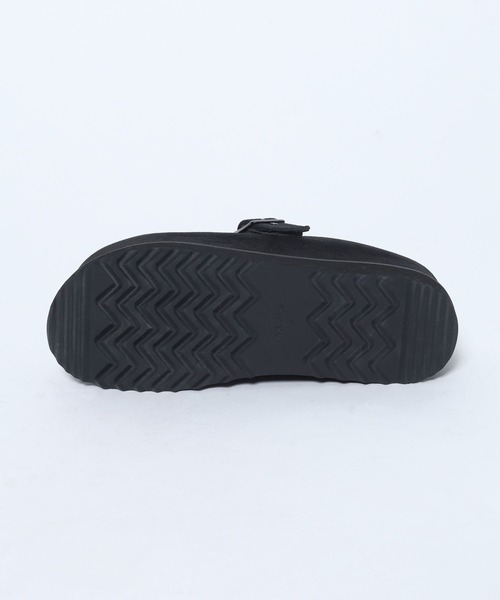 JEANASIS（ジーナシス）の「ベルトスタッズクロッグシューズ/638843（モカシン/デッキシューズ・レディース・ベージュ/ブラック・MEDIUM/LARGE）」の5枚目の写真