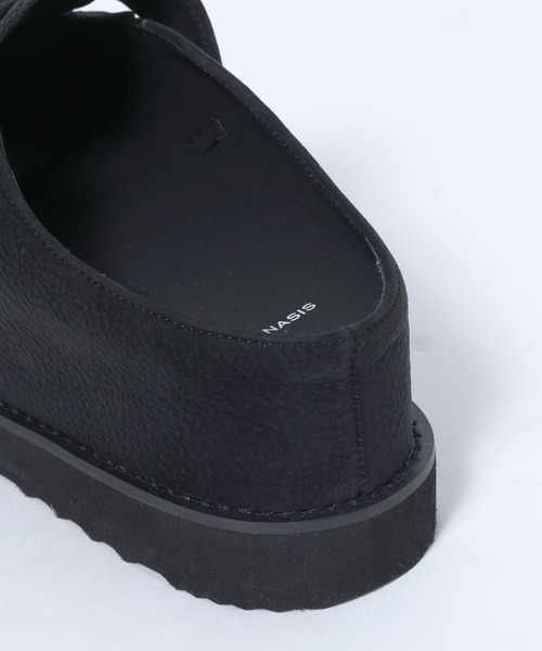 JEANASIS（ジーナシス）の「ベルトスタッズクロッグシューズ/638843（モカシン/デッキシューズ・レディース・ベージュ/ブラック・MEDIUM/LARGE）」の7枚目の写真