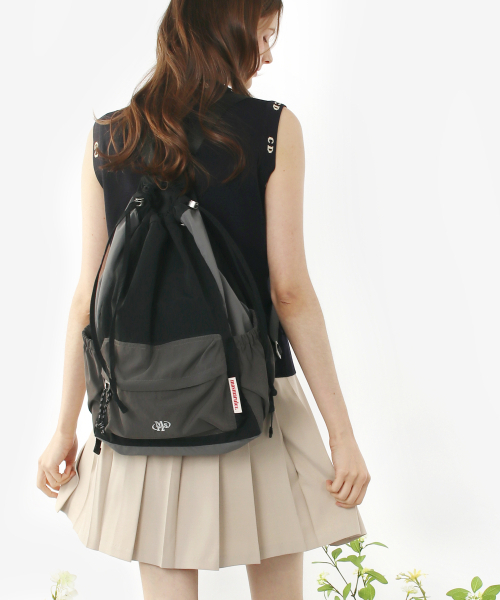 MASMARULEZ（マスマルールズ）の「[INT] Mixed Easy Draw Backpack _ Charcoal（バックパック/リュック・レディース・その他・FREE）」の2枚目の写真