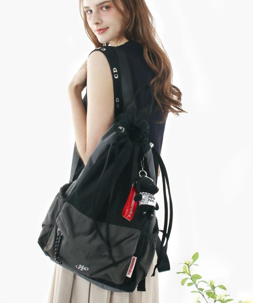 MASMARULEZ（マスマルールズ）の「[INT] Mixed Easy Draw Backpack _ Charcoal（バックパック/リュック・レディース・その他・FREE）」の3枚目の写真