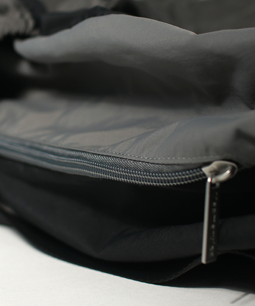 MASMARULEZ（マスマルールズ）の「[INT] Mixed Easy Draw Backpack _ Charcoal（バックパック/リュック・レディース・その他・FREE）」の9枚目の写真