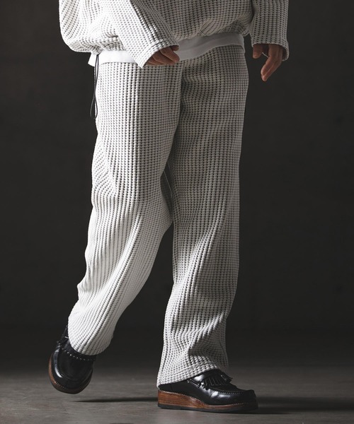 GLIMCLAP（グリムクラップ）の「mp14554-Big Waffle Wide Straight Pants ワイドストレートパンツ(201-020-gls-cg)（その他パンツ・メンズ・ホワイト×グレー/グレイッシュベージュ/ブラック/ブラック×ホワイト・L/M/S）」の15枚目の写真
