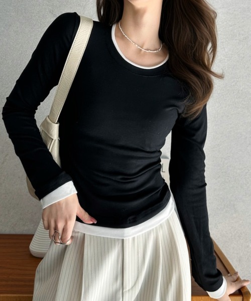Eclat one(エクラワン)の「【Eclat one】配色レイヤード風 ネックデザイン カットソー(Tシャツ/カットソー・レディース・ブラック/ブラウン/ホワイト/グレー・FREE)」の2枚目の写真