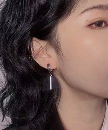 ALWAYS GOOD TIME（オルウェイズグッドタイム）の「ステンレ スチャーム付きミニマルフープイヤリング（イヤリング）」