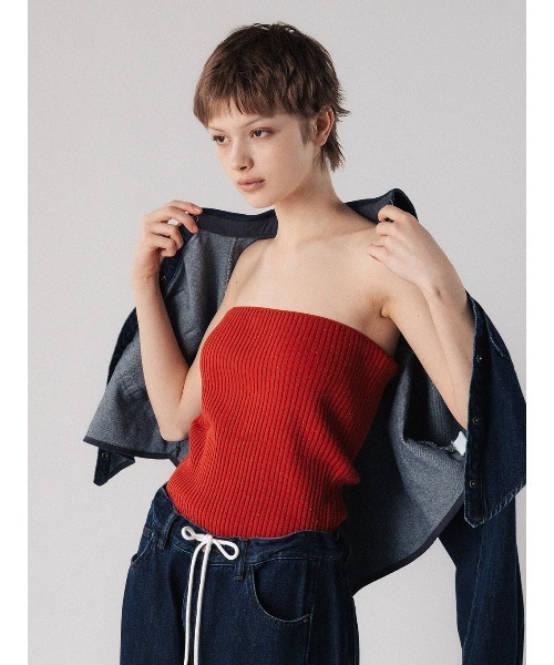 ELCHELE(エルチェレ)の「NEP KNIT TUBE TOP(チューブトップ・レディース・サックスブルー/ライトブラウン/オートミール/レッド・FREE)」の5枚目の写真