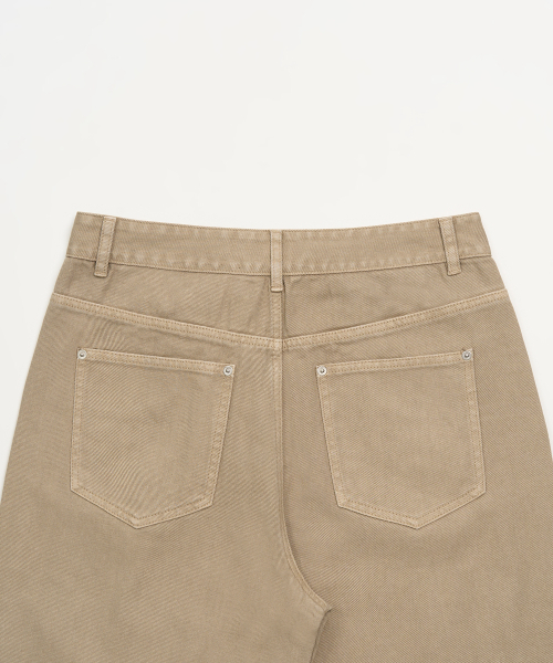 TOFFEE(トフィー)の「ディープカーブデニムパンツ (ベージュ)(デニムパンツ・メンズ・その他・SMALL/MEDIUM/LARGE/X-LARGE)」の4枚目の写真