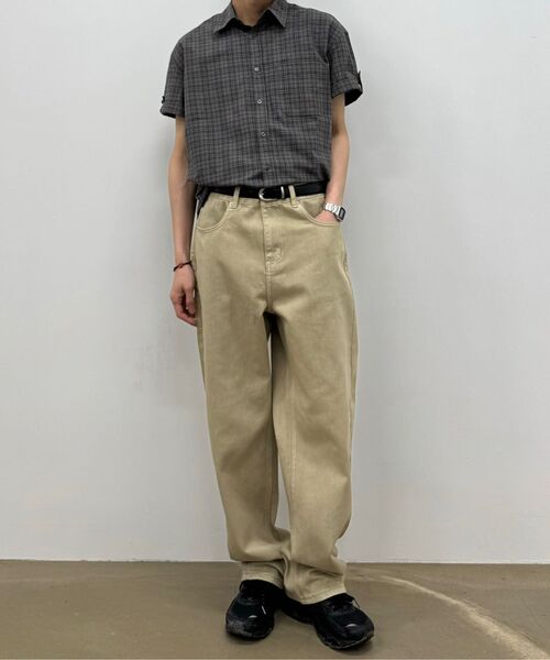 TOFFEE(トフィー)の「ディープカーブデニムパンツ (ベージュ)(デニムパンツ・メンズ・その他・SMALL/MEDIUM/LARGE/X-LARGE)」の3枚目の写真