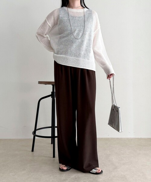 fredy emue（フレディエミュ）の「LINEN100ニットプルオーバー（ニット/セーター・レディース・ライトグリーン/オフホワイト/ベージュ/ネイビー・38）」の9枚目の写真