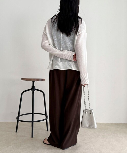 fredy emue（フレディエミュ）の「LINEN100ニットプルオーバー（ニット/セーター・レディース・ライトグリーン/オフホワイト/ベージュ/ネイビー・38）」の10枚目の写真