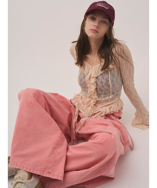 SNIDEL(スナイデル)の「カットレースフリルプルオーバー(Tシャツ/カットソー・レディース・カーキ/アイボリー/ピンク・F)」の4枚目の写真