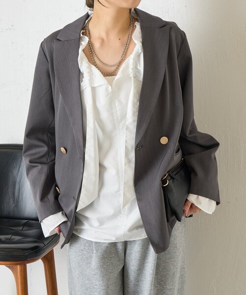 Jena espace merveilleux（ジェナ　エスパスメルヴェイユ）の「【WEB限定】ダブルボタンJK（ベスト・レディース・チャコールグレー/グレー/ネイビー・FREE）」の2枚目の写真