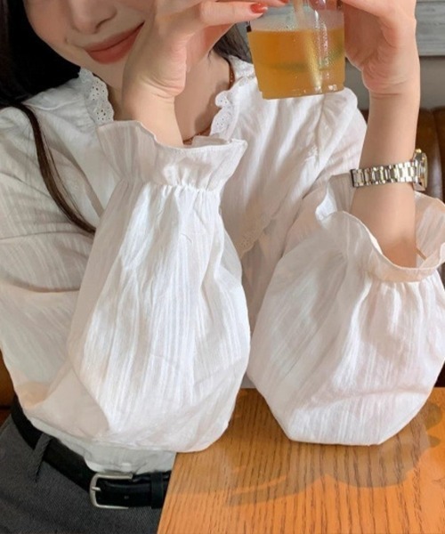 Flugge(フラッジー)の「ボタン付きレースブラウス(シャツ/ブラウス・レディース・ホワイト・LARGE/MEDIUM)」の5枚目の写真