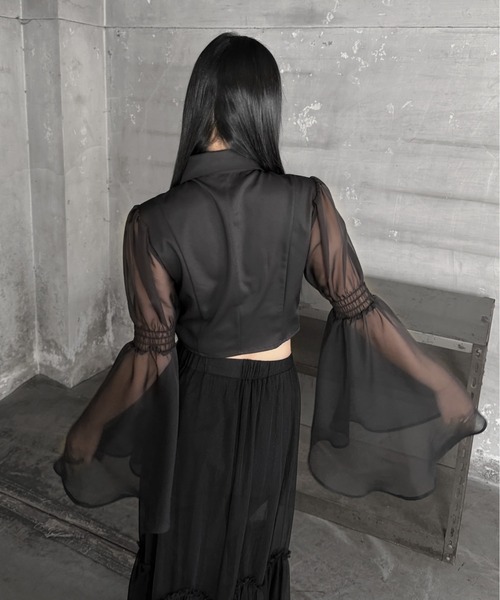 LVEU.(ラブユ.)の「【LVEU.】シアースリーブコルセットシャツ / トップス シャツ シアー シースルー フレアカラー クロップド ショート コルセット風 ブラック モード(シャツ/ブラウス・レディース・ブラック・FREE)」の6枚目の写真