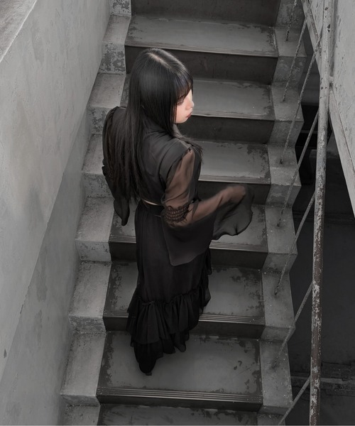 LVEU.(ラブユ.)の「【LVEU.】シアースリーブコルセットシャツ / トップス シャツ シアー シースルー フレアカラー クロップド ショート コルセット風 ブラック モード(シャツ/ブラウス・レディース・ブラック・FREE)」の9枚目の写真