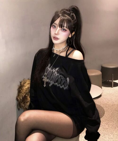 ROCKCAKE(ロックケーキ)の「Unbothered Long Sleeve Top - Black(スウェット・レディース・その他・SMALL)」の5枚目の写真