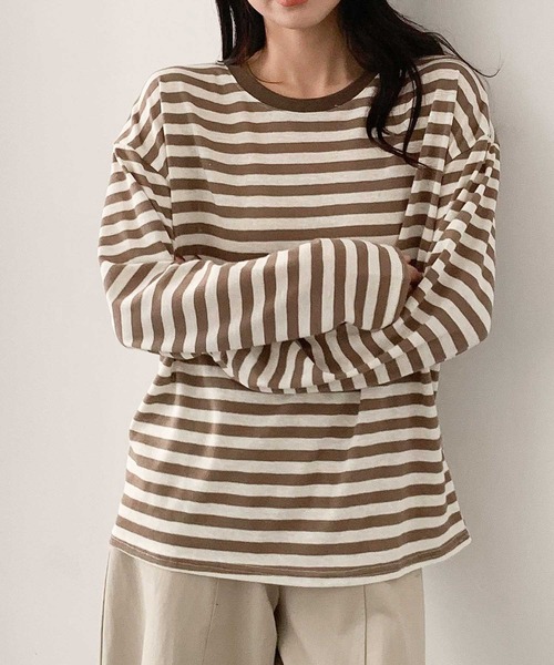 LOWO(ロワ)の「綿混 ボーダーカットソー 長袖 きれいめ(Tシャツ/カットソー・レディース・カーキ/ブラック/グレー/ブラウン/ネイビー・FREE)」の18枚目の写真