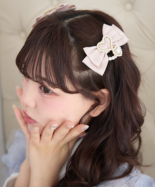 ROJITA(ロジータ)の「ハートビジュパール付きリボンクリップセット(バレッタ/ヘアクリップ・レディース・ブラック/ボルドー/ピンク・FREE)」の9枚目の写真