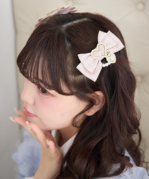 ROJITA(ロジータ)の「ハートビジュパール付きリボンクリップセット(バレッタ/ヘアクリップ・レディース・ブラック/ボルドー/ピンク・FREE)」の11枚目の写真