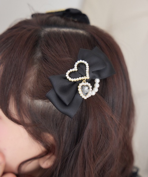 ROJITA(ロジータ)の「ハートビジュパール付きリボンクリップセット(バレッタ/ヘアクリップ・レディース・ブラック/ボルドー/ピンク・FREE)」の8枚目の写真