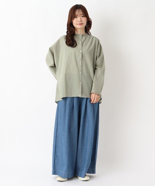 one'sterrace(ワンズテラス)の「綿麻スタンドカラー 刺繍入りブラウス(シャツ/ブラウス・レディース・アイボリー系8/ダークブラウン系8/グリーン系その他6・02)」の14枚目の写真