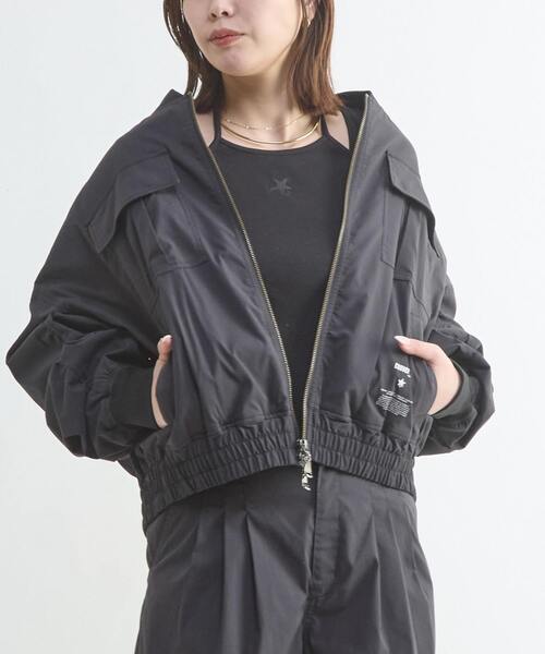 CONVERSE TOKYO(コンバーストウキョウ)の「GATHER SLEEVE MILITARY MA-1 JACKET(ブルゾン・レディース・ブラック/カーキ・FREE)」の1枚目の写真