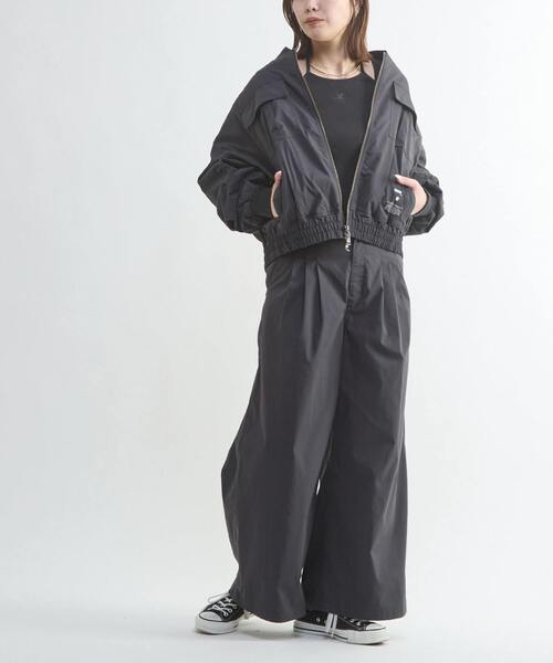 CONVERSE TOKYO(コンバーストウキョウ)の「GATHER SLEEVE MILITARY MA-1 JACKET(ブルゾン・レディース・ブラック/カーキ・FREE)」の15枚目の写真