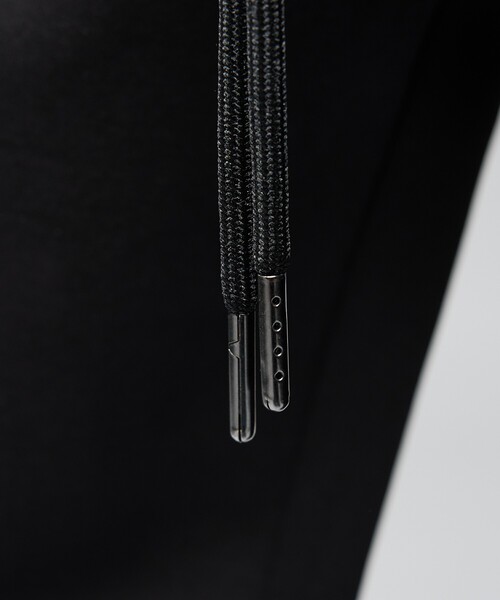 DESIGNWORKS(デザインワークス)の「【セットアップ対応】液アンダンボール トレーニングパンツ(スラックス・メンズ・ネイビー/ブラック・46/48/50)」の7枚目の写真