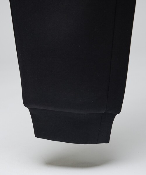 DESIGNWORKS(デザインワークス)の「【セットアップ対応】液アンダンボール トレーニングパンツ(スラックス・メンズ・ネイビー/ブラック・46/48/50)」の9枚目の写真