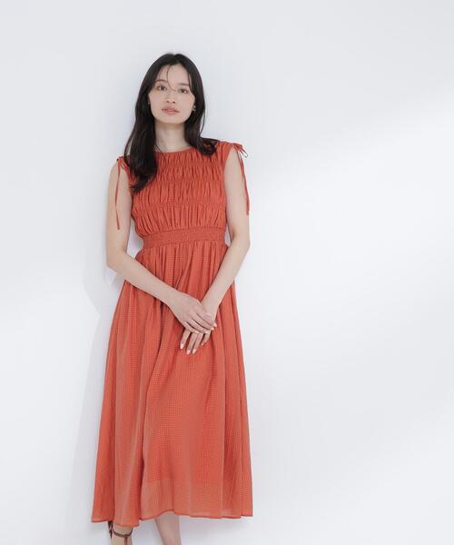NATURAL BEAUTY BASIC(ナチュラルビューティーベーシック)の「◇シアーチェックギャザーワンピース(ワンピース・レディース・オレンジ/イエロー/ブラック・P/S/MEDIUM)」の6枚目の写真