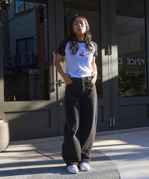 RVCA(ルーカ)の「RVCA ウィメンズ ROAM RAGLAN CROPPED SS BABY TEE Tシャツ 【2026年春夏モデル】(Tシャツ/カットソー・レディース・ブラック/ブルー・MEDIUM/SMALL/LARGE)」の2枚目の写真