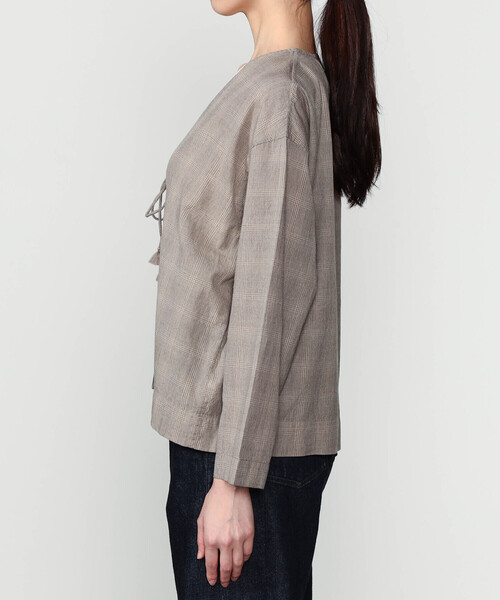 Bshop（ビショップ）の「INDIA INDUSTRY | ファインラインチェック カーディガンシャツ WOMEN（シャツ/ブラウス・レディース・グレー系その他/ベージュ系その他・1）」の10枚目の写真