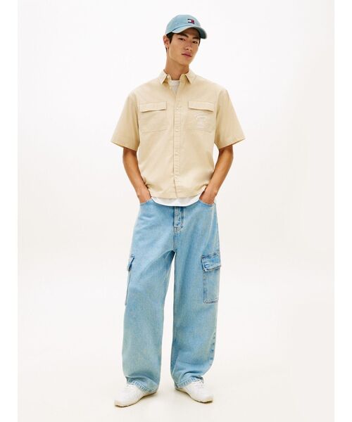 tommy jeans(トミー ジーンズ)の「ボクシースケーターシャツ(シャツ/ブラウス・メンズ・ブラック/アイボリー・SMALL/MEDIUM/X-LARGE/LARGE)」の7枚目の写真