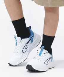 TIGORA（ティゴラ）の「ティゴラ TIGORA ジュニアランニングシューズⅡWHBL（スニーカー）」