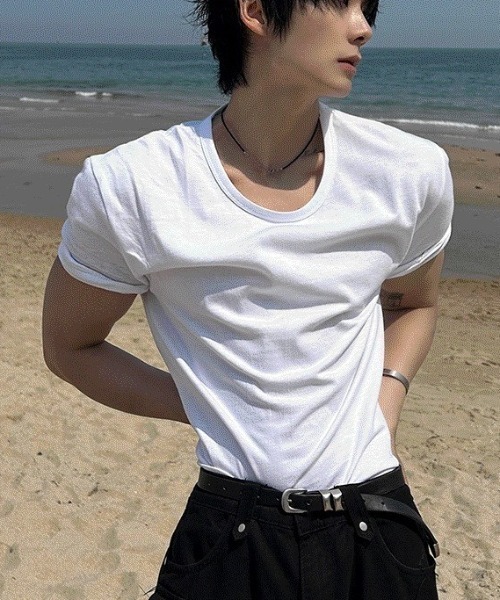 COSYHARU(コシハル)の「クロップマッスルフィット半袖Tシャツ(Tシャツ/カットソー・メンズ・ブラック系2/グレー系1/ブラック系1/ホワイト系2/グレー系2/ホワイト系1・FREE/MEDIUM/LARGE)」の3枚目の写真