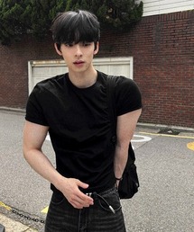 COSYHARU（コシハル）の「クロップマッスルフィット半袖Tシャツ（Tシャツ/カットソー）」