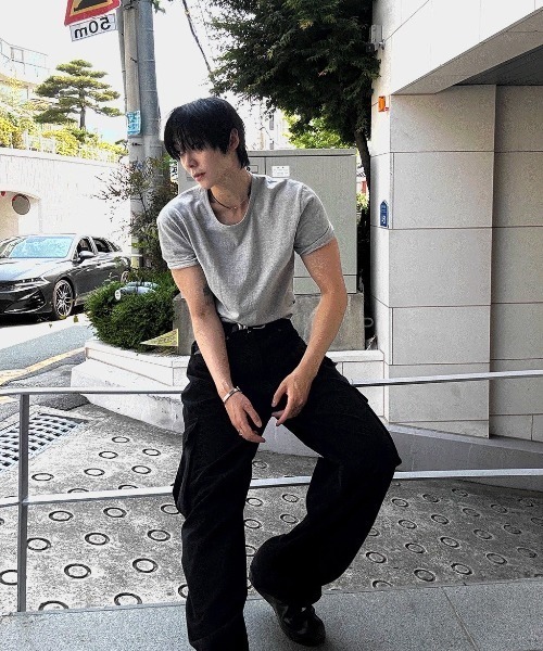 COSYHARU(コシハル)の「クロップマッスルフィット半袖Tシャツ(Tシャツ/カットソー・メンズ・ブラック系2/グレー系1/ブラック系1/ホワイト系2/グレー系2/ホワイト系1・FREE/MEDIUM/LARGE)」の8枚目の写真