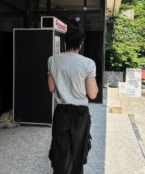COSYHARU(コシハル)の「クロップマッスルフィット半袖Tシャツ(Tシャツ/カットソー・メンズ・ブラック系2/グレー系1/ブラック系1/ホワイト系2/グレー系2/ホワイト系1・FREE/MEDIUM/LARGE)」の9枚目の写真
