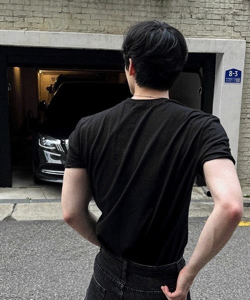 COSYHARU(コシハル)の「クロップマッスルフィット半袖Tシャツ(Tシャツ/カットソー・メンズ・ブラック系2/グレー系1/ブラック系1/ホワイト系2/グレー系2/ホワイト系1・FREE/MEDIUM/LARGE)」の19枚目の写真
