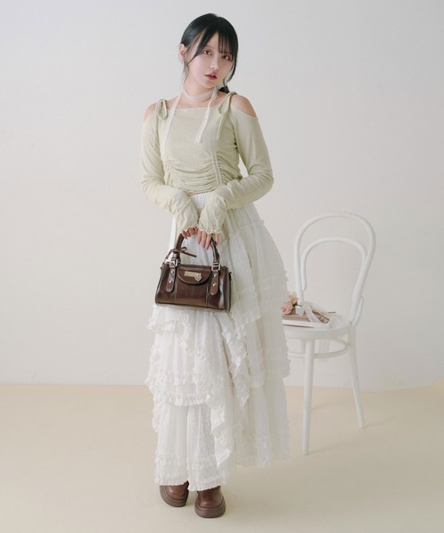 DearMyLoveRose(ディアマイラブローズ)の「シアードットアシメフリルロングスカート【大きいサイズ有り】(スカート・レディース・ホワイト/ブラック・LL~3L/M-L)」の4枚目の写真