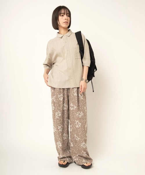 RNA-N(アールエヌエーエヌ)の「R4461 ボタニカル刺繍パンツ(その他パンツ・レディース・キナリ/ブラウン/グレイッシュベージュ・FREE)」の20枚目の写真