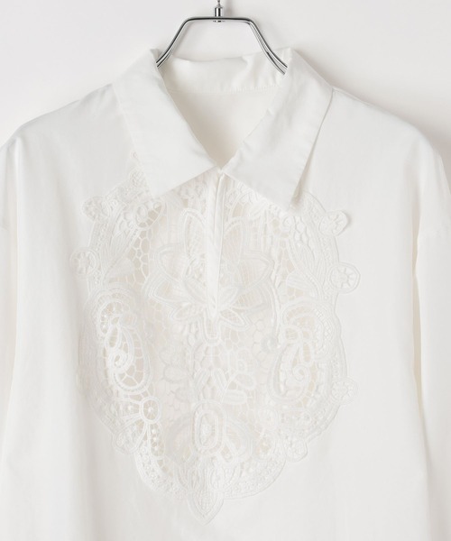BAYFLOW（ベイフロー）の「[トレンドレースデザイン]スキッパーレースシャツ（シャツ/ブラウス・レディース・オフホワイト/ブラック・FREE）」の16枚目の写真