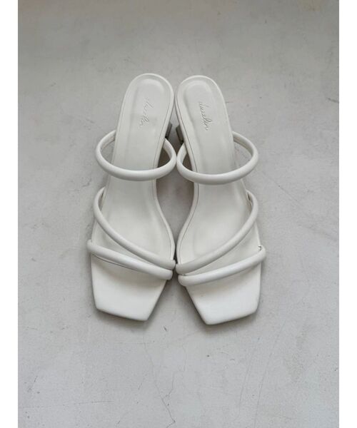 dazzlin(ダズリン)の「ストラップシンプルサンダル(サンダル・レディース・ブラック/オフホワイト/ライム・LARGE/MEDIUM)」の1枚目の写真