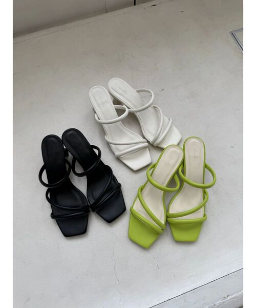 dazzlin(ダズリン)の「ストラップシンプルサンダル(サンダル・レディース・ブラック/オフホワイト/ライム・LARGE/MEDIUM)」の6枚目の写真