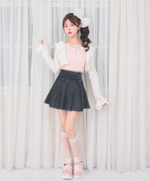 LAFARY(ラファリー)の「フリルニットカーディガン(カーディガン/ボレロ・レディース・ホワイト/ブラック/アイボリー・FREE)」の5枚目の写真